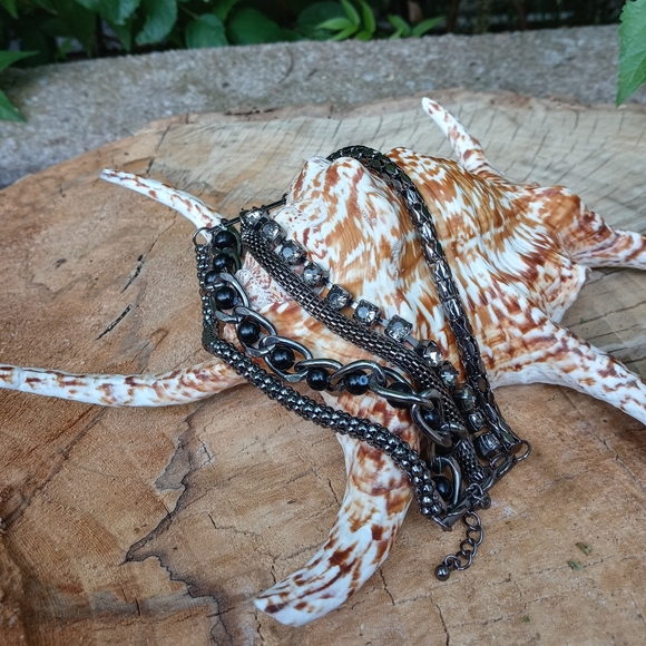 🦟⚓ Mesh Rhinestones Bracelet 🌚♠♣♟ - Picture 1 of 3